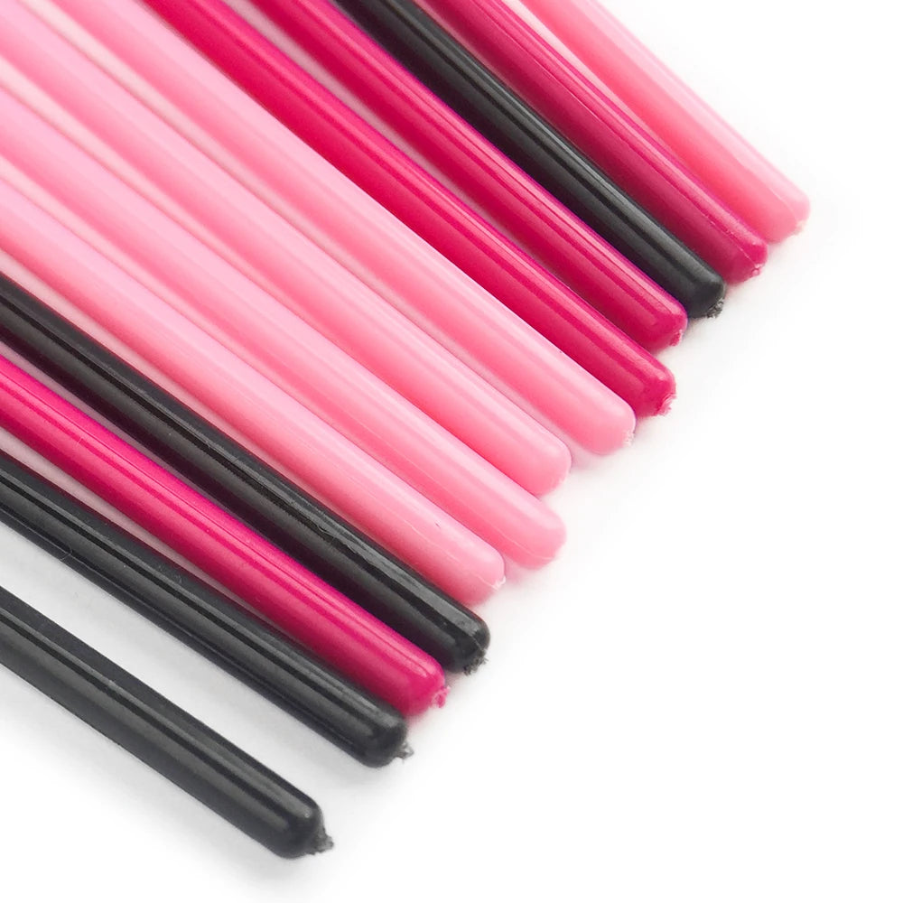 Get 50 pieces with a soft crystal brush for the perfect eyelash look