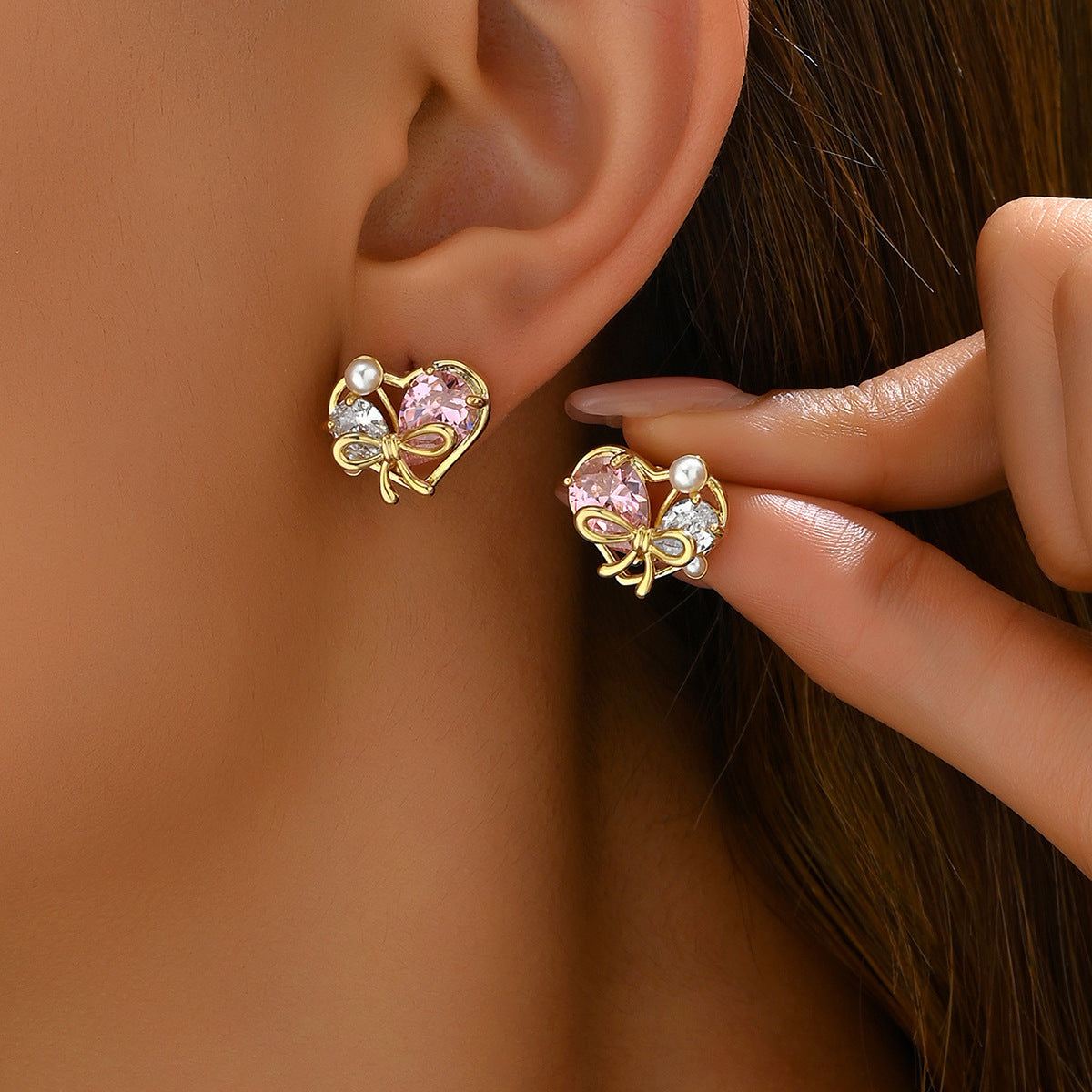 Women's Ear Studs Niche Inlaid Zircon Design